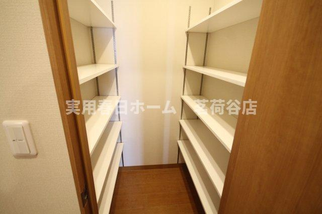廊下収納です