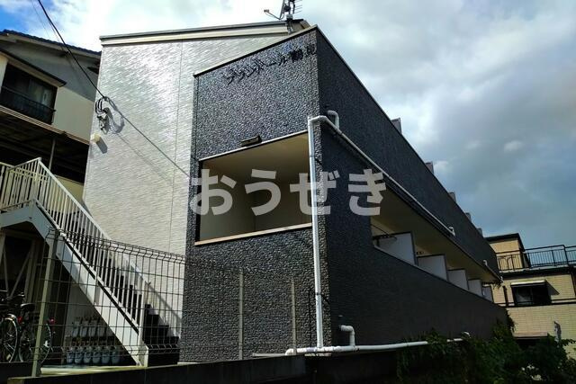 プランドール鶴見の外観