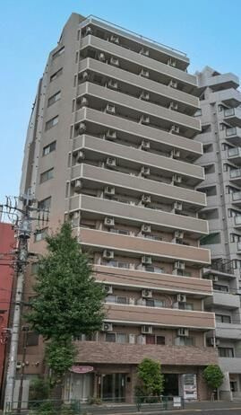 メインステージ本駒込駅前の外観