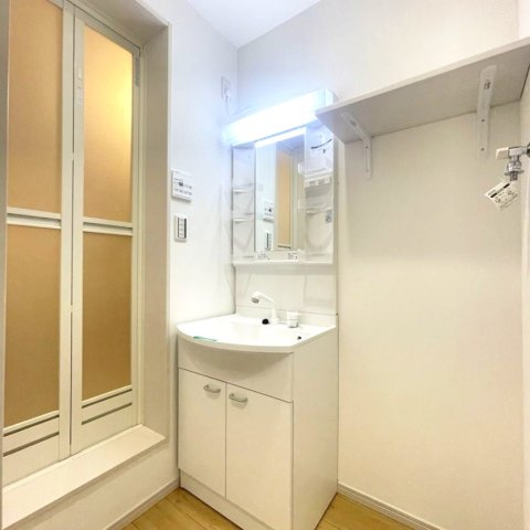 MELDIA行徳Ⅲの独立洗面台