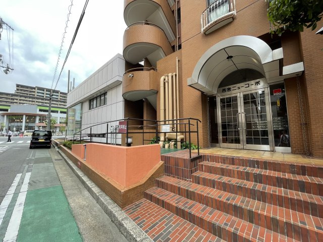 西宮ニューコーポのエントランス