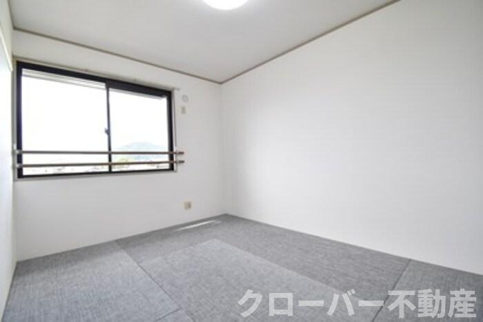ファミーユタイチ Ａ棟の和室|和室６帖