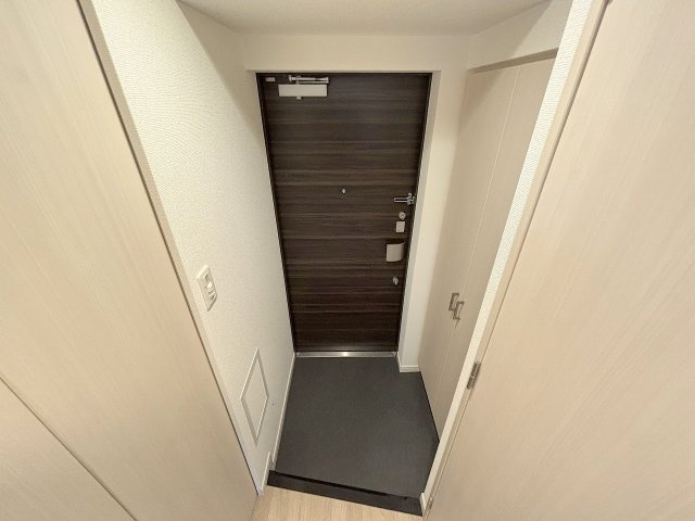 プレサンス新大阪ザ・シティの玄関
