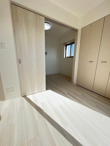 大阪市西淀川区柏里１丁目の賃貸マンションの居間・リビング|おしゃれな居間です