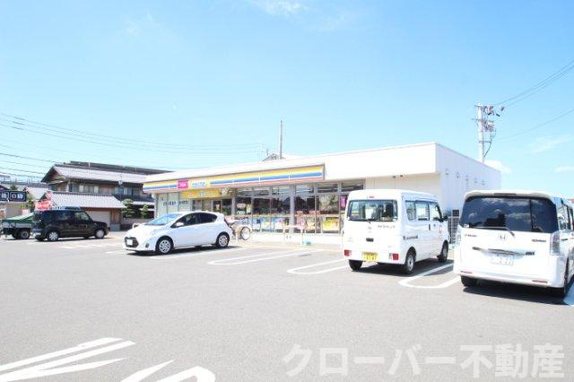 ラナ マラキ B棟の周辺|ミニストップ高松大池南店 400ｍ