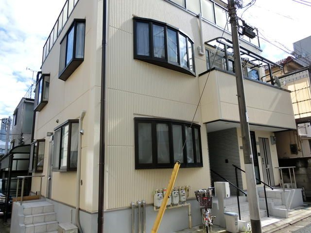 ＪＮビルの外観|お電話でお問い合わせを頂くとスムーズです♪