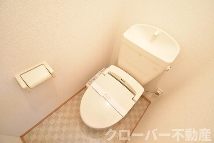 リバーサイド マロニエのトイレ|温水洗浄暖房便座