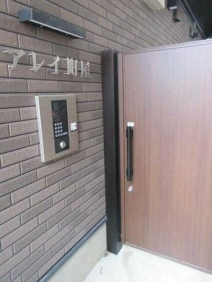 アレイ町屋のエントランス
