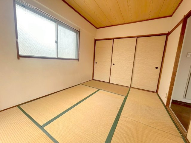 セントポーリアの和室