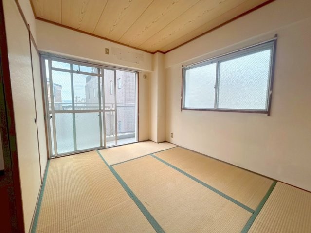セントポーリアの和室