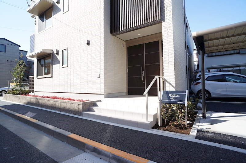 江戸川区平井４丁目の賃貸マンションの外観|エントランスはオートロック♪
