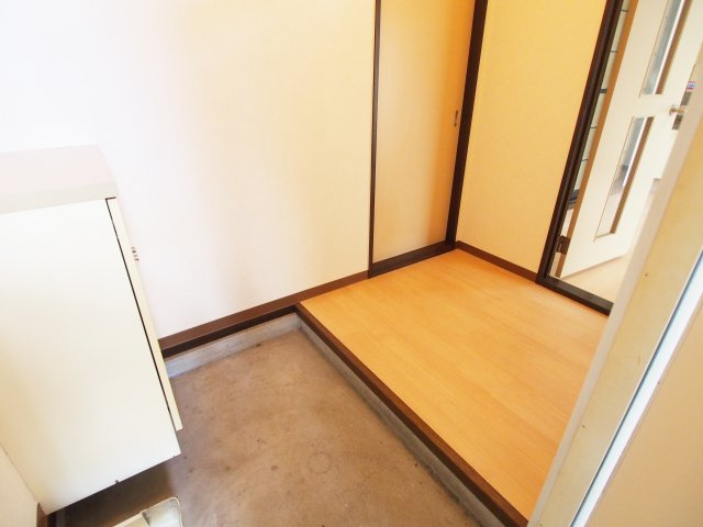 ボーンニューの玄関