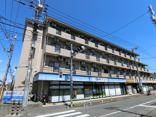 クレセントハイツ