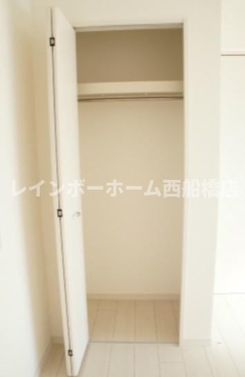 千葉市花見川区検見川町３丁目のアパートの収納