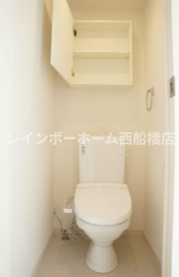 千葉市花見川区検見川町３丁目のアパートのトイレ