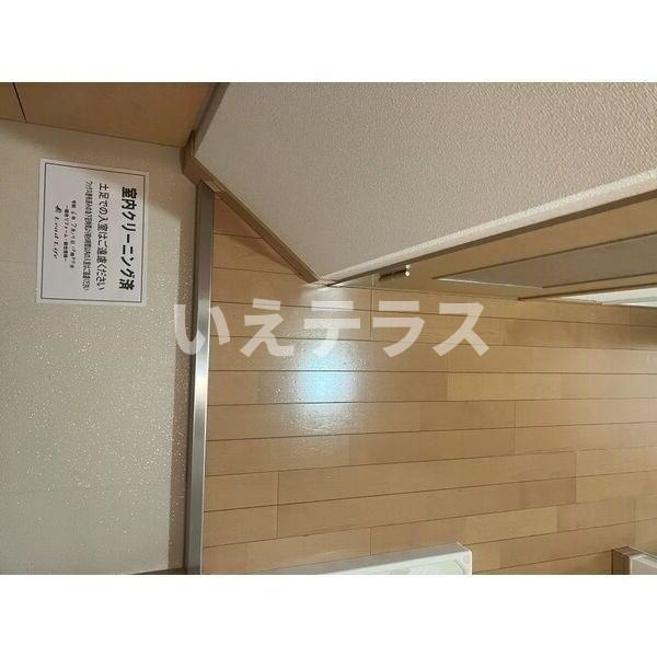 エステムコート神戸・三宮山手センティールの玄関