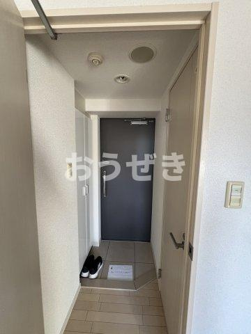 フレックスタワー横浜野毛の玄関|※同仕様参考写真