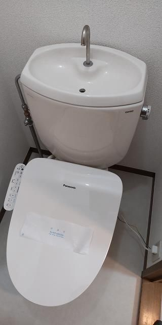 メゾン駒木Ｂのトイレ|トイレもきれいです（参考写真です）