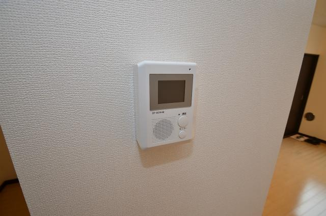 直方市大字感田のアパートのセキュリティ