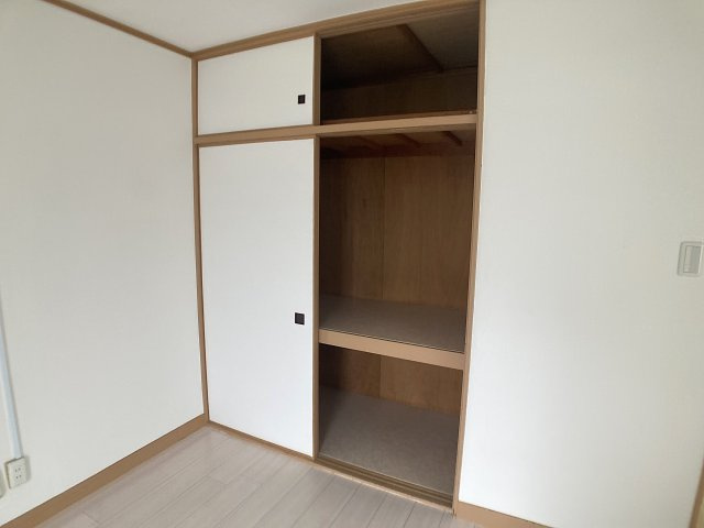ヴィラ夢野の収納|押し入れ収納