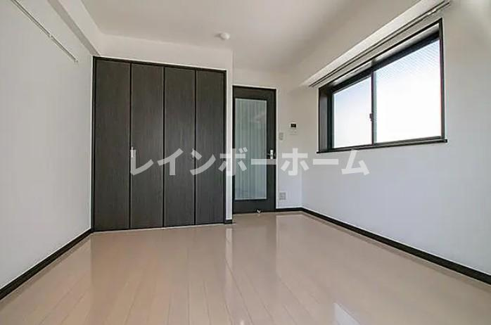 ジェラトーニ浦安の内装|※別部屋参照写真となります。
