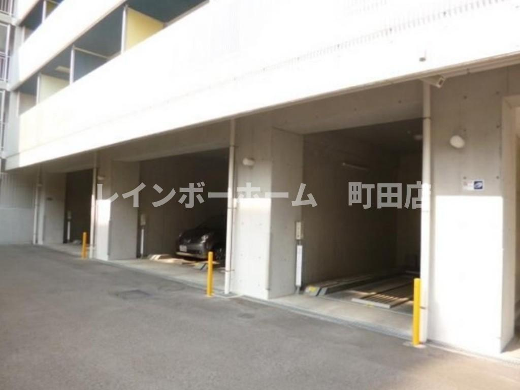 ヴァリエ原町田※初期費用分割あと払いサービス利用可能物件の駐車場