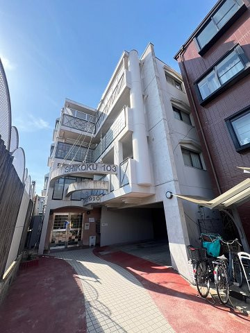 尼崎市御園１丁目の賃貸マンションの外観