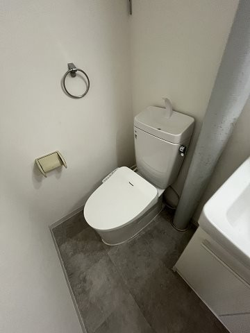 尼崎市御園１丁目の賃貸マンションのトイレ