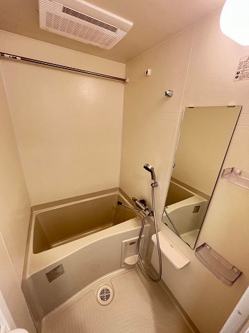 大阪市西淀川区柏里１丁目の賃貸マンションの浴室|コンパクトで使いやすいお風呂です
