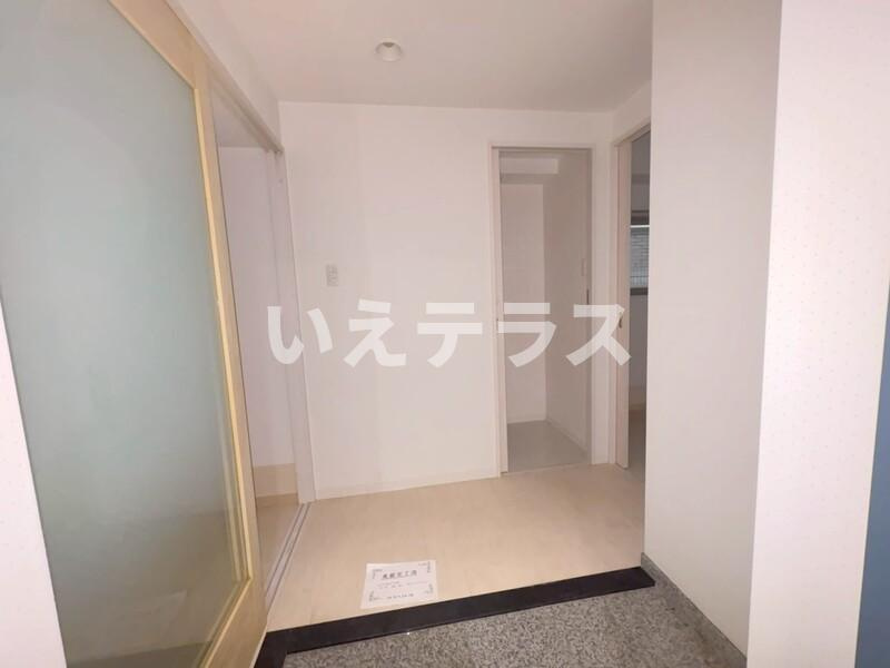 プリオーレ三宮の玄関