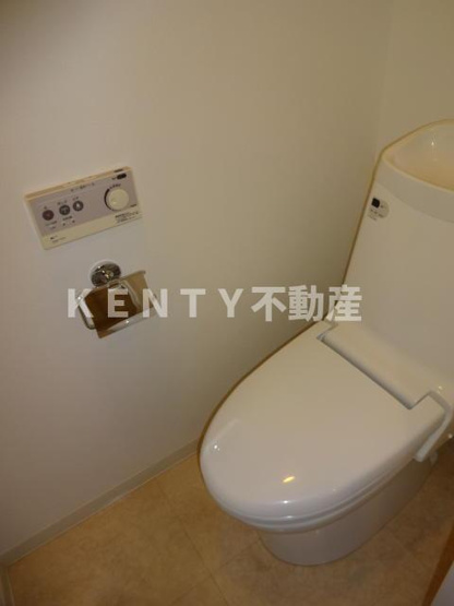【トイレ】 | デュオ・スカーラ蒲田Ⅱ | 落ち着いた色調のトイレです