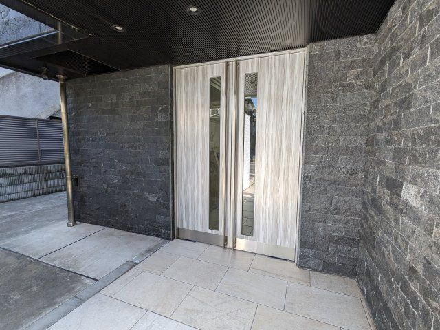 【エントランス】アリシアコート多摩川