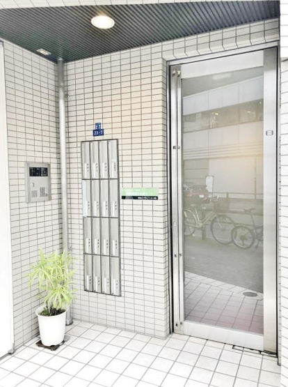 【エントランス】グランドソレーユ