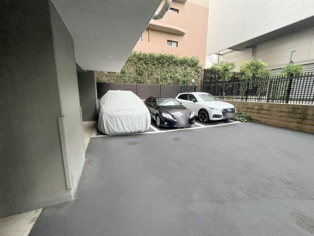 クレヴィア豊洲の駐車場|共用部・駐車場