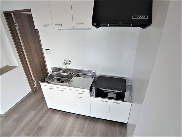 鈴蘭台東町５丁目戸建のキッチン|IH2口コンロ付きのキッチン