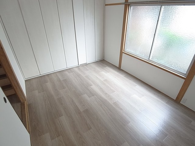 鈴蘭台東町５丁目戸建の内装|各部屋綺麗に改装済みで綺麗です