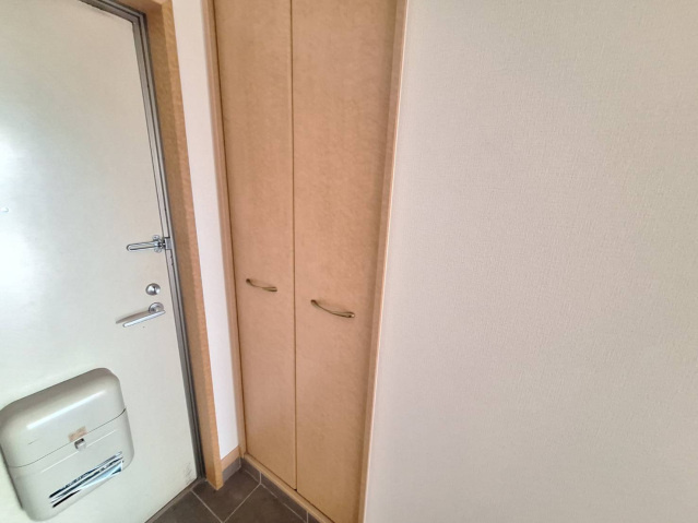 ライズガーデン参番館の玄関