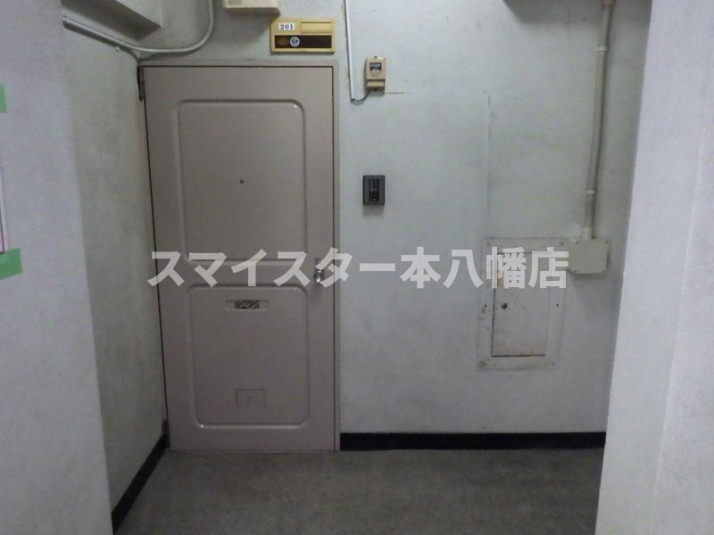大和マンションの玄関