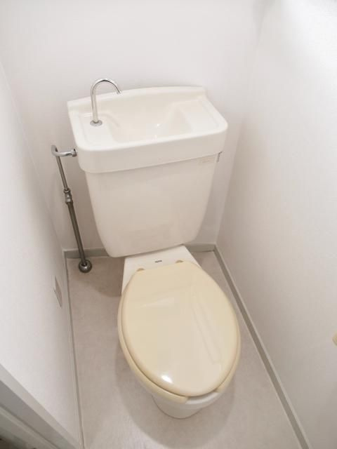 フローラルハイツのトイレ