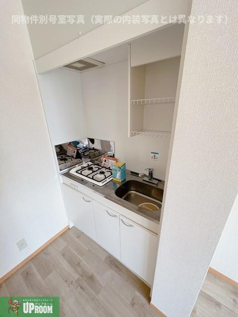 アヴェニュー小松寺 Ｂのキッチン