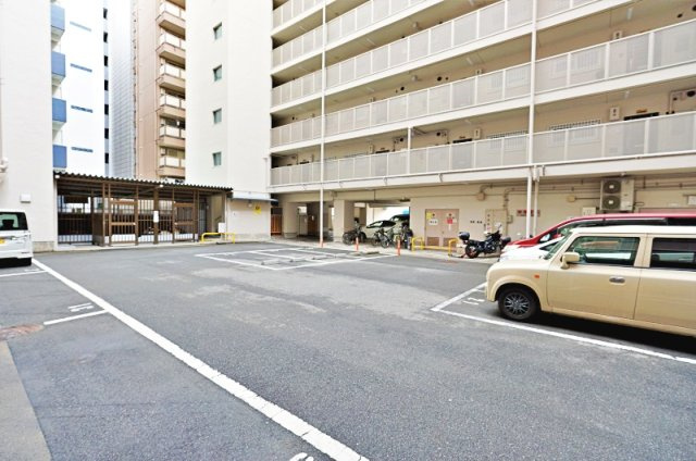 蒲生コーポの駐車場