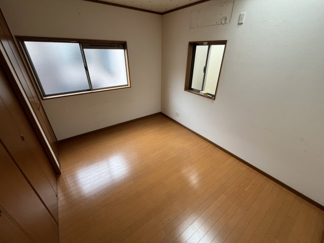 東大阪市布市町4丁目　戸建の子供部屋|子供のお昼寝に使えるお部屋です