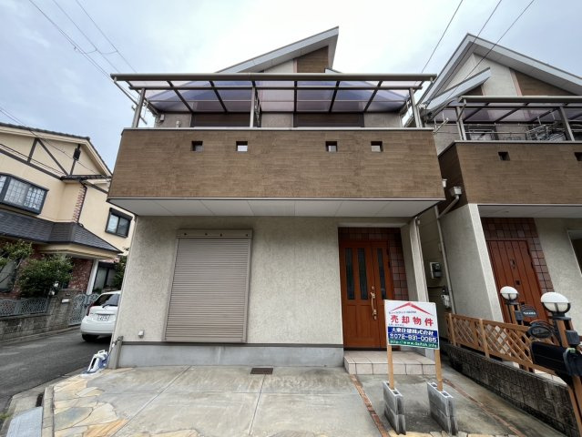 東大阪市布市町4丁目　戸建