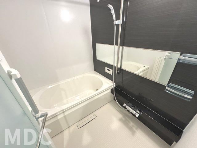 シャーメゾンプレミアス下助任【ＢＥＬＳ認証】の浴室