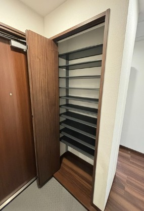 メゾン迪の玄関