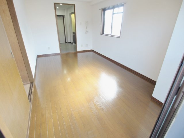 ヴィアーレ古市の寝室|※同じ間取りの別部屋のお写真です※