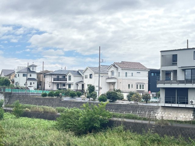大和市下鶴間土地【建築条件なし】の周辺|境川反対側より撮影