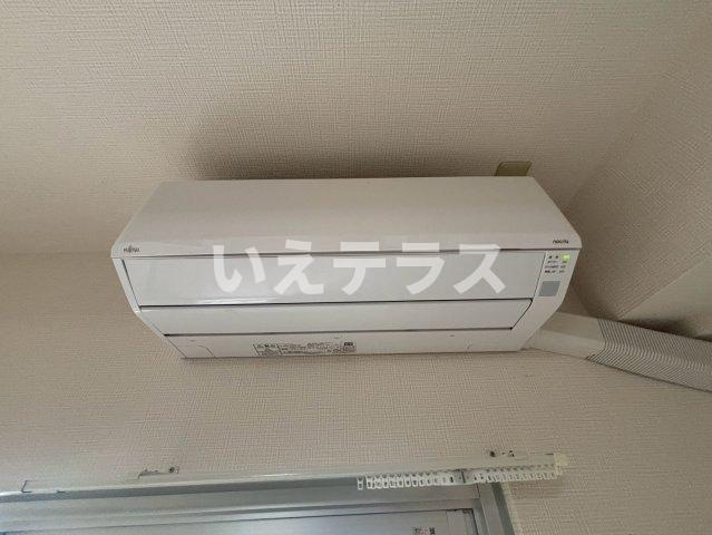 シティハイツ二宮の居間・リビング