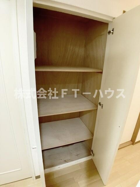 潮ハイツの収納