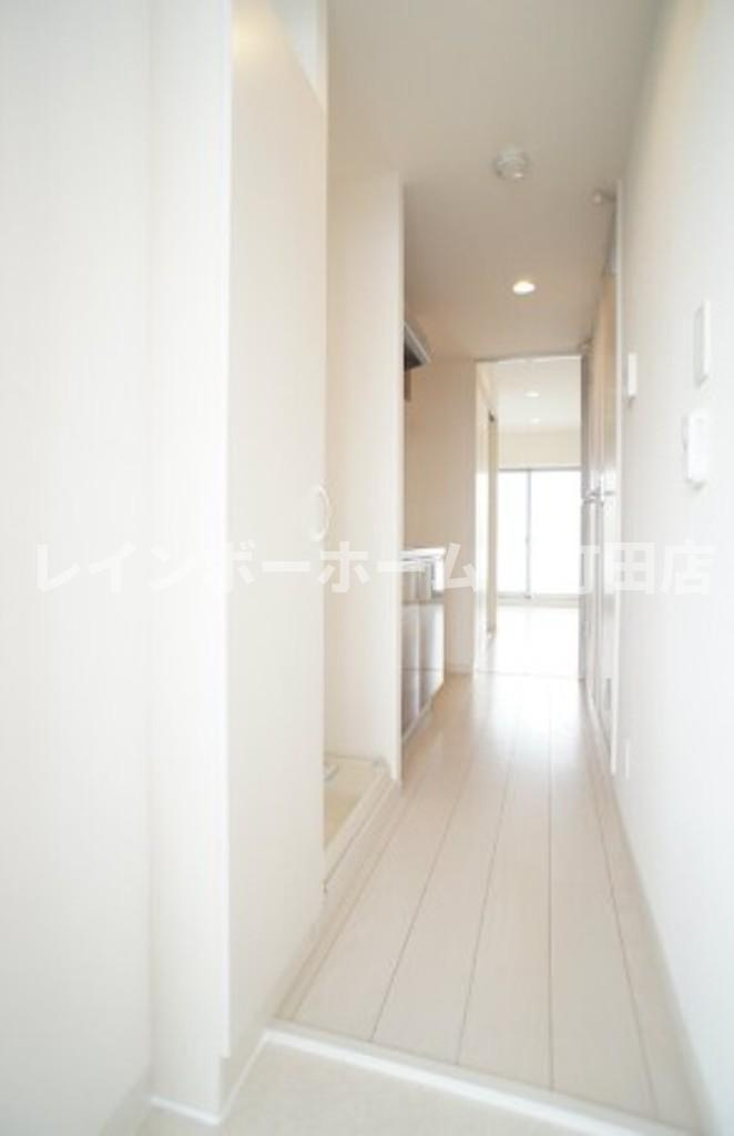 リブリ・湘南台※初期費用分割あと払いサービス利用可能の玄関